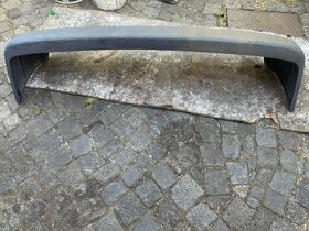 Lancia Y 10 přední nárazník - 2