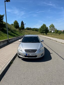 Kia Cee’d 1.4i 80 kW (2009) – benzín - 2