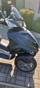 Piaggio MP3 125 - 2