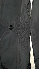 Kabátek značky Sisley velikost S - 2