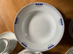 Jídelní porcelánový servis - 2