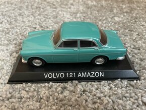 Krásný model autíčka (Volvo 121 Amazon) - 2