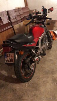 Suzuki Gs500E - 2