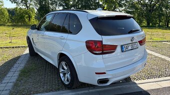 BMW X5 (f15) 30d x-drive, M-packet, 190 kw, originál tažné - 2
