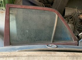 w124 ND dveře, kapota, zrcátka - 2
