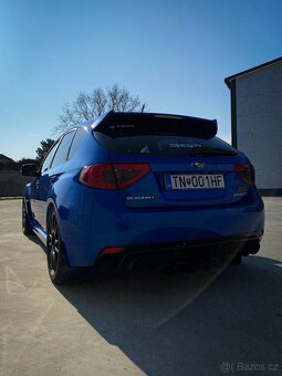 SUBARU IMPREZA STI - 2