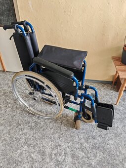 Mechanický invalidní vozík skládací - 2