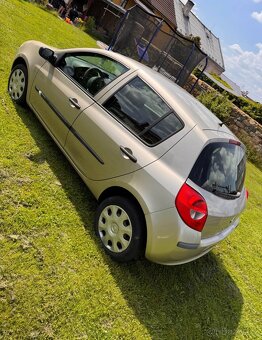 Renault Clio 3 - 2