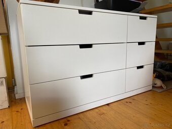 Bílá komoda IKEA - 2