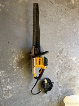 Pila na cihly a tvárnice Dewalt DWE397 - 2