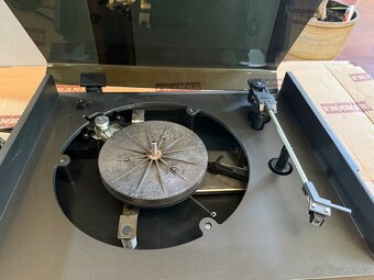 Pridam Gramofon Tesla NC470 - 2