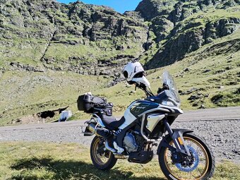 CFMOTO 700MT Adventure - 2