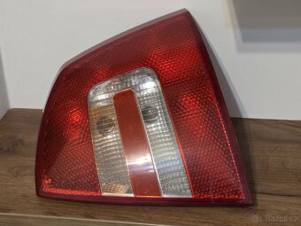 💡 Zadnà světla Škoda Octavia 2 – levé + pravé, originál - 2