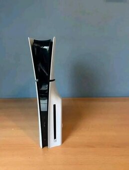Playstation Sony 5 825 GB - 2