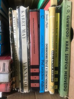 Staré / retro knihy pro mládež - dobrodružné KOD apod - 2