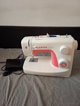 šicí stroj Singer Simple 3210 - 2