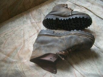 Retro kultovní boty ze 70. let, tzv. pohorky - 2