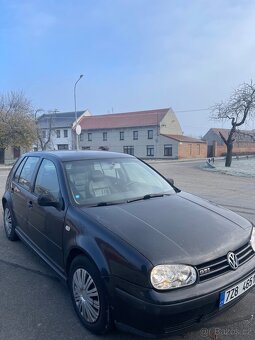 Volkswagen Golf GTI - 2