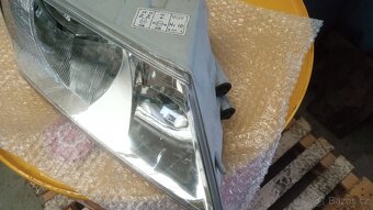 Přední světlo Octavia ll - 2