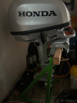 Člun Honda 5HP - 2