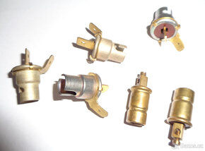 Objímky na žárovky a žárovičky - 2