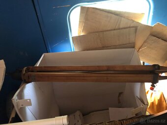 Starý stojan FOTO - 2