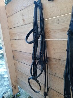 Více věcí k prodeji - 2