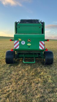 Lis na kulaté balíky John Deere - 2