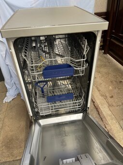 Myčka SIEMENS 45cm - 2