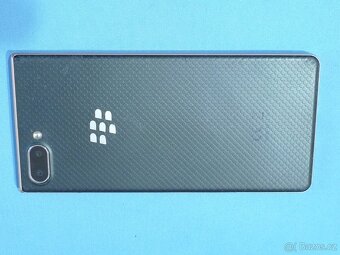 Blackberry Key2 LE - 2