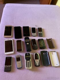 Různé telefony - 2