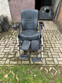 Elektricky invalidní vozík - 2