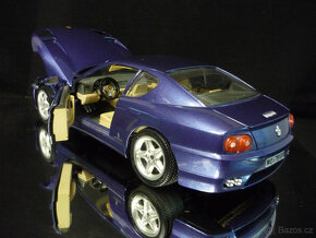 Ferrari 456 GT švestkově modré Bburago 1/18 - 2