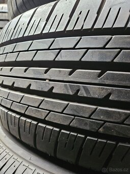 235/60R18 103H  Bridgestone - 2