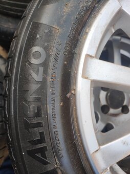 Prodám ALU kola s krásnými letní pneu - 2