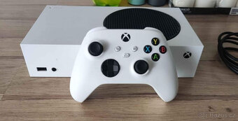 Prodám XBOX Series S 512 GB SSD TOP STAV - 2