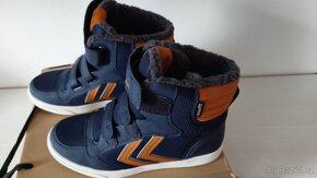 Zimni zateplené Hummel Stadil Super Poly
- 2