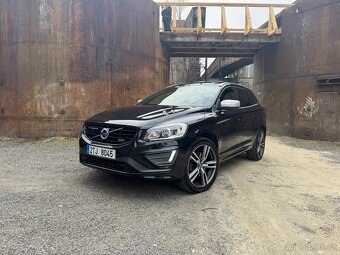 Volvo XC60 D5 R-Design - 2