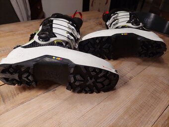 Dynafit Beast Carbon 44.5 - 2