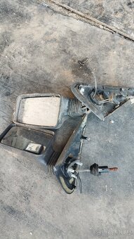 Naftové čerpadlo zrcátka Peugeot 405 - 2