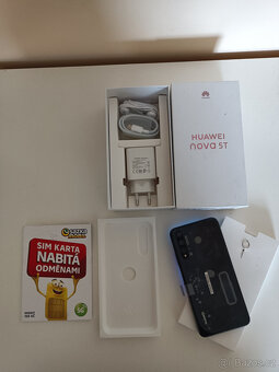 Huawei P30 Lite 4/128GB a Huawei Nova 5T 6/128GB - 2