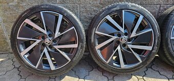 Originál alu Škoda Kamiq 5x100 205/45 R18 - nové letní - 2