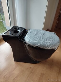 Nové WC Vida XL - 2