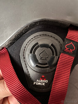 Helma Pro-Tec Descent s repro Audioforce a RECCO - 2