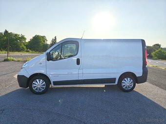RENAULT TRAFIC 2,0DCI 84kW 172t.KM R-2014 VELKÁ VÝBAVA 1-MAJ - 2