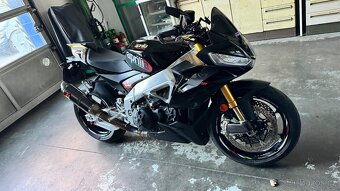 Aprilia Tuono V4 1100 factory,2022,10tis.km - 2