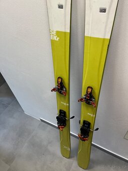 Skialpy G3 Seekr 100 - 186cm, vázání ION 12, pásy - 2