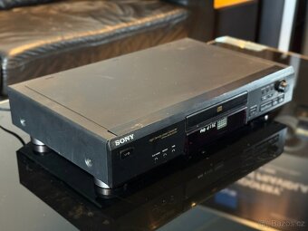 Sony CDP-XE220 - CD přehrávač - 2