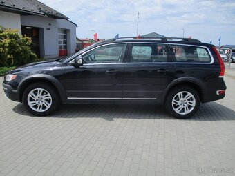 VOLVO XC70 2,4D 133kw Geartronic Momentum AWD 2015 - 2