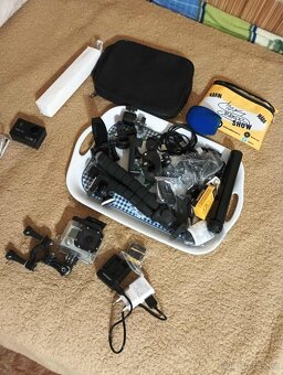 Hero GoPro3+dalsi+prislusenstvi :) - 2